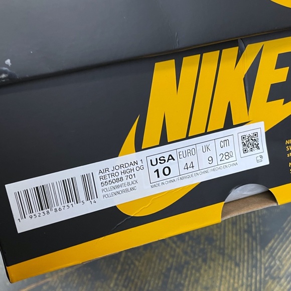 Nike Air Jordan 1 High OG Retro Pollen 555088-701 Yellow Lakers - Picture 9 of 10
